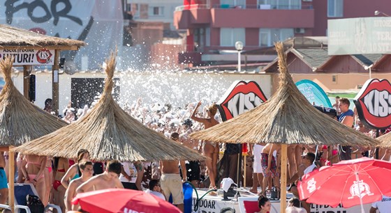 Foam Machine Rental: Foam Daddy